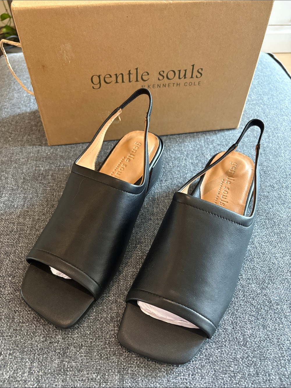 NWT Gentle souls penny sling back block heel Black Open-Toe Sandals